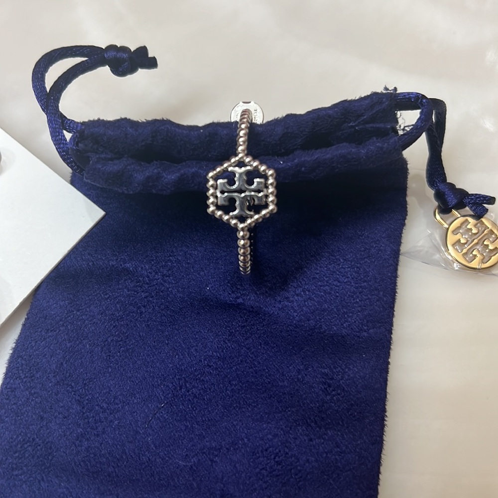 Tory Burch - Picture 2 of 5
